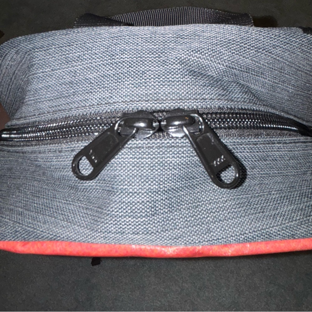 BACKPACK - Picture 10 of 16